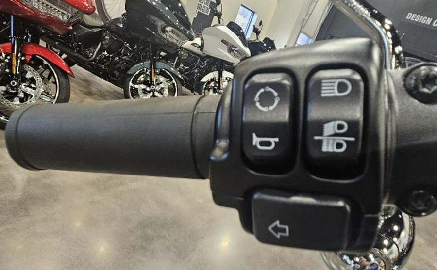 2020 Harley-Davidson® FXST - Softail® Standard