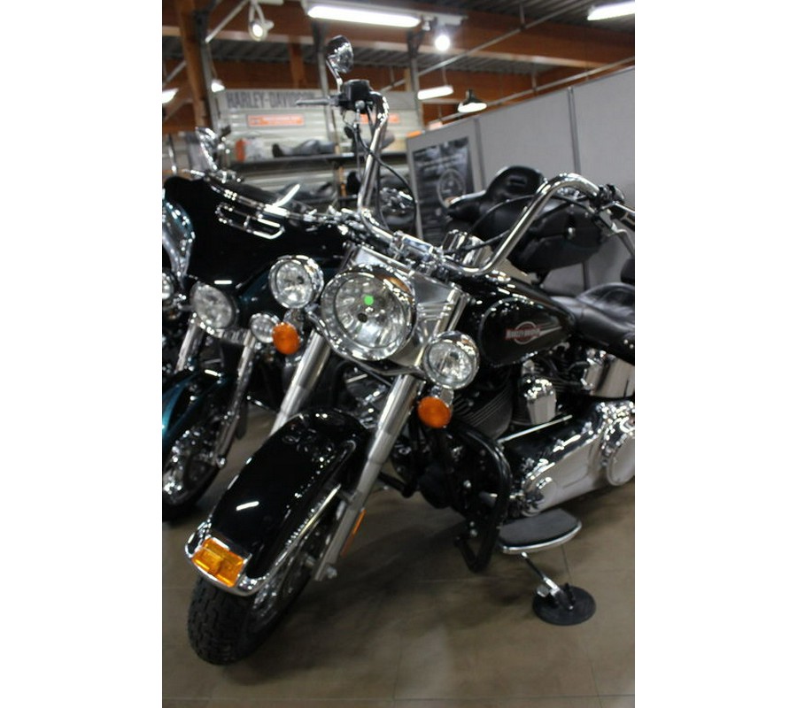 2008 Harley-Davidson® FLSTC - Heritage Softail®