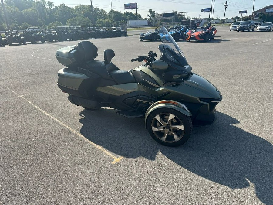 2021 Can-Am® Spyder® RT Sea To Sky SE6