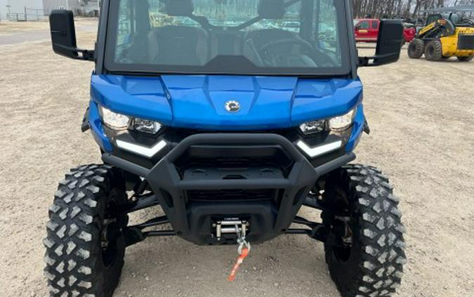 2023 Can-Am Defender Limited