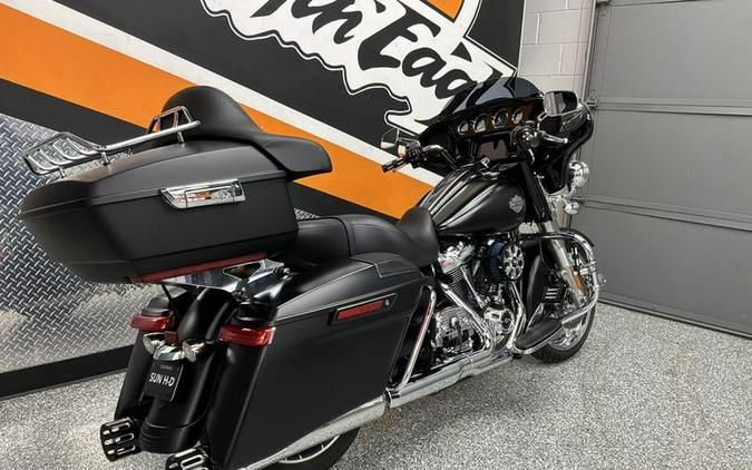 2022 Harley-Davidson® FLHXS - Street Glide® Special