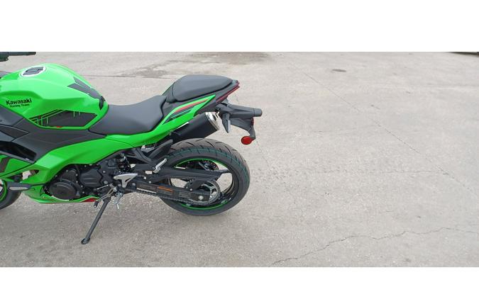 2024 Kawasaki NINJA 500 KRT EDITION SE ABS