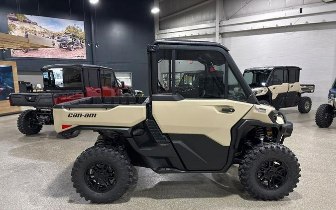 2026 Can-Am DEFENDER LIMITED CAB HD11-DESERT TAN