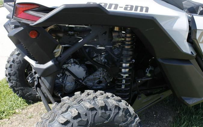 2024 Can-Am Maverick X3 RS Turbo Catalyst Gray