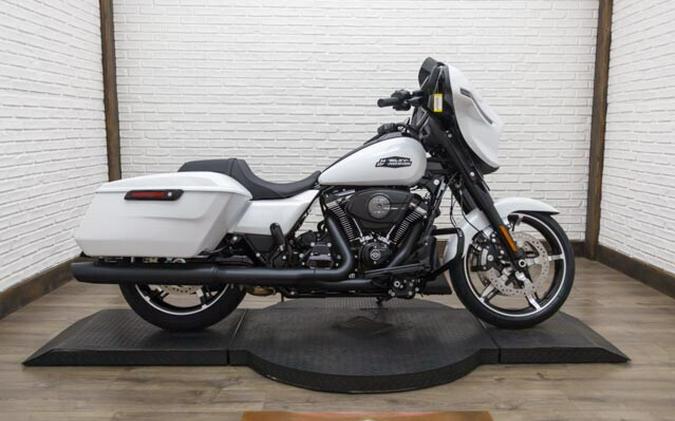 2025 Harley-Davidson® Street Glide™