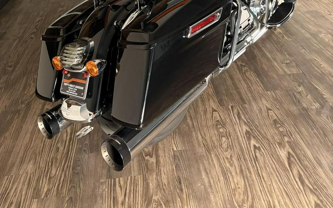 2024 Harley-Davidson® Road Glide™ Vivid Black
