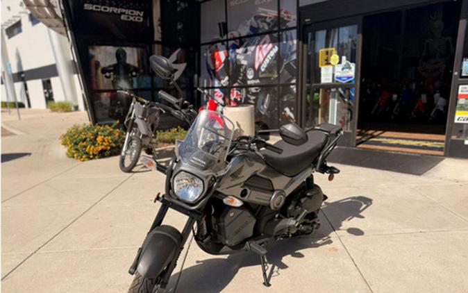 2024 Honda Navi Arctic Silver Metallic