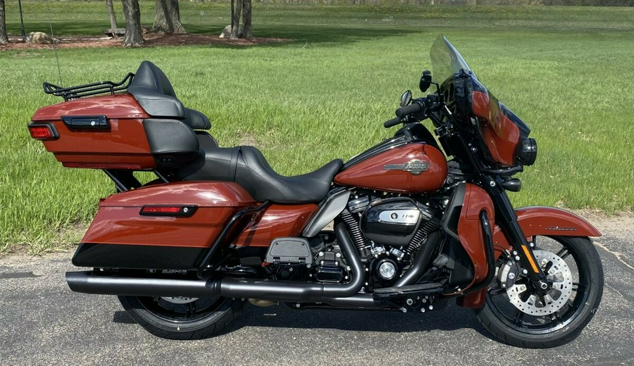 2024 Harley-Davidson Ultra Limited Red Rock / Vivid Black