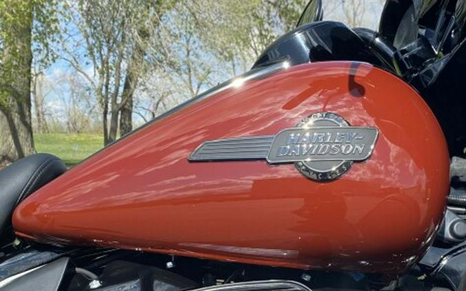 2024 Harley-Davidson Ultra Limited Red Rock / Vivid Black