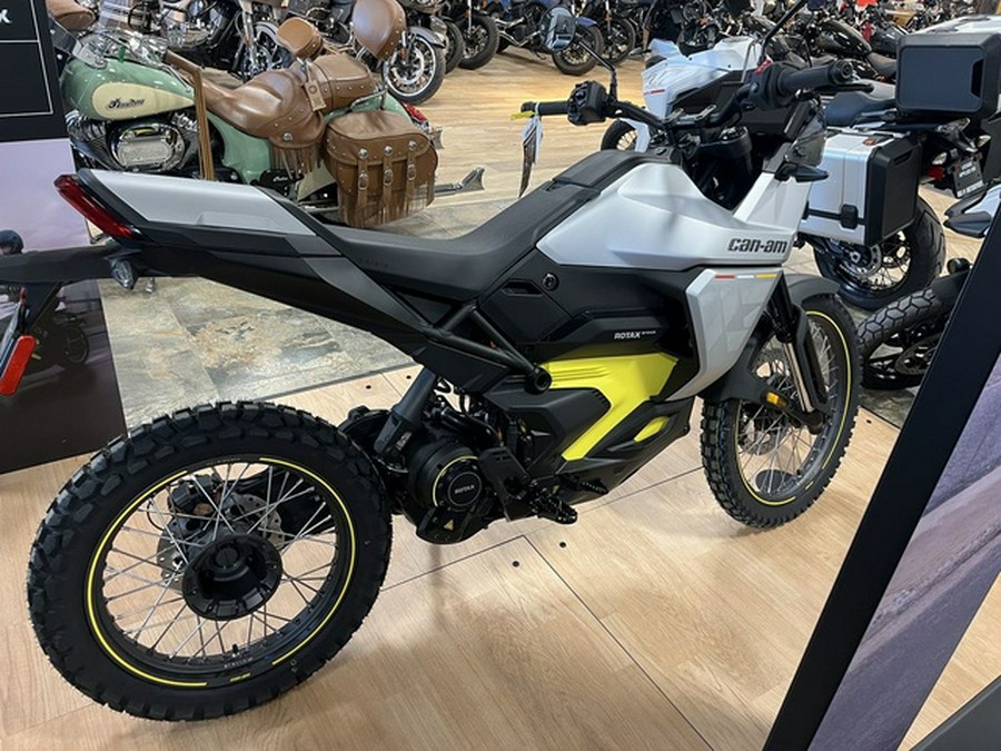 2025 Can-Am Origin 73