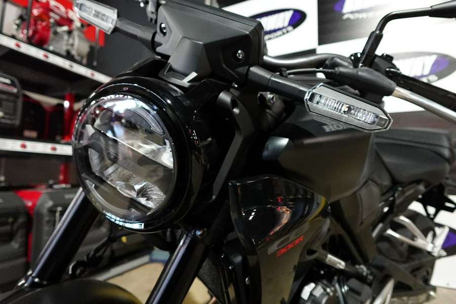 2025 Honda CB300R ABS