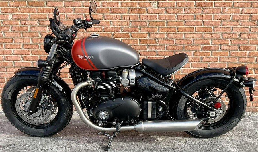 2025 Triumph Bonneville Bobber