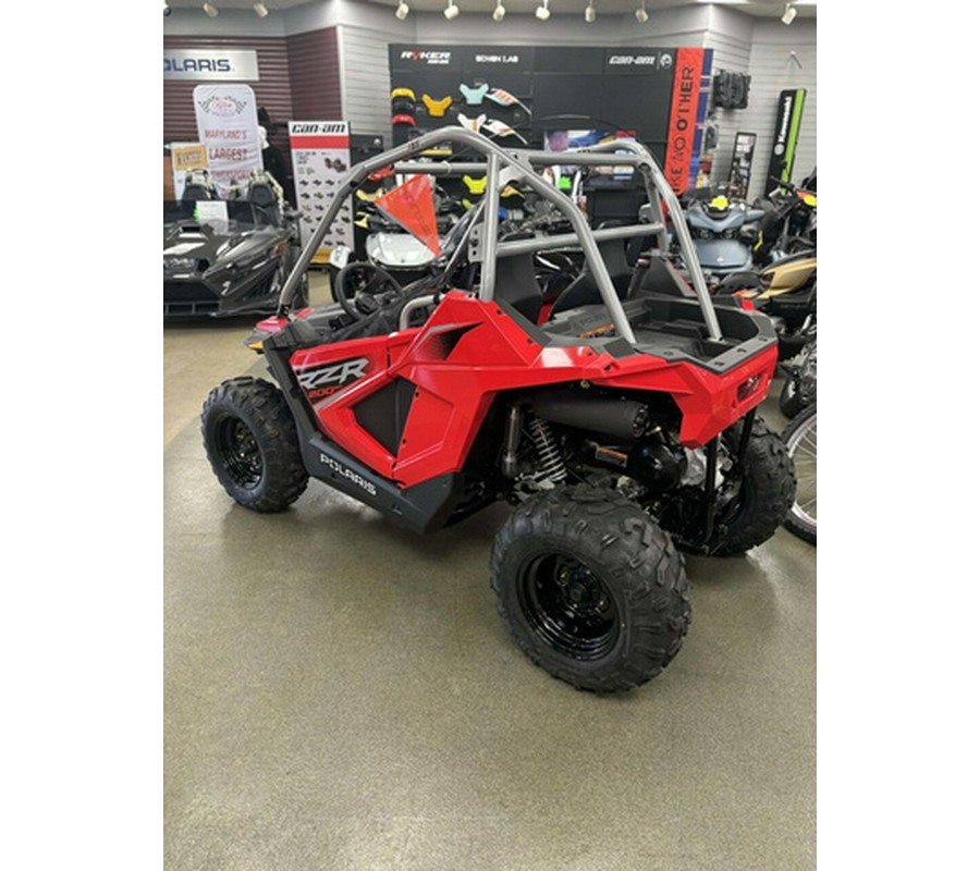 2026 Polaris RZR 200 EFI