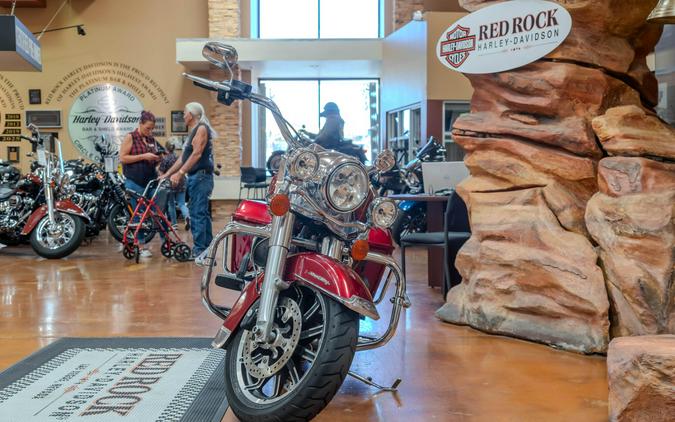 2016 Harley-Davidson Road King Grand American Touring FLHR