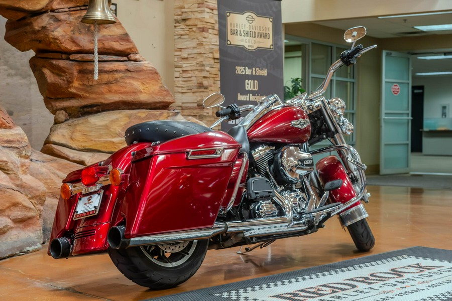 2016 Harley-Davidson Road King Grand American Touring FLHR