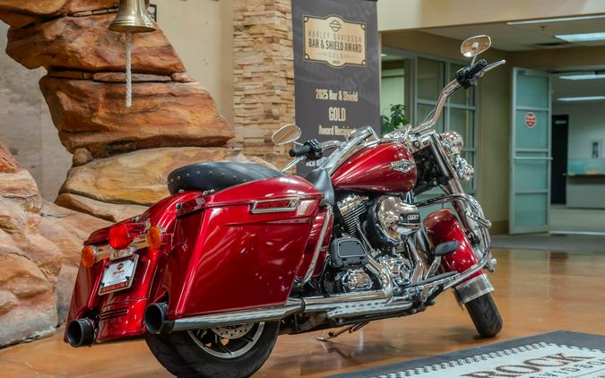 2016 Harley-Davidson Road King Grand American Touring FLHR