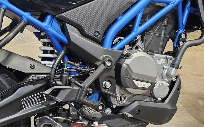 2025 CFMOTO NK 300