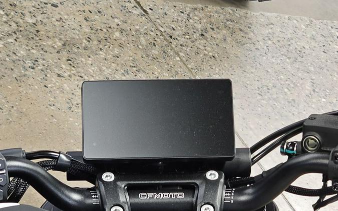 2025 CFMOTO NK 300