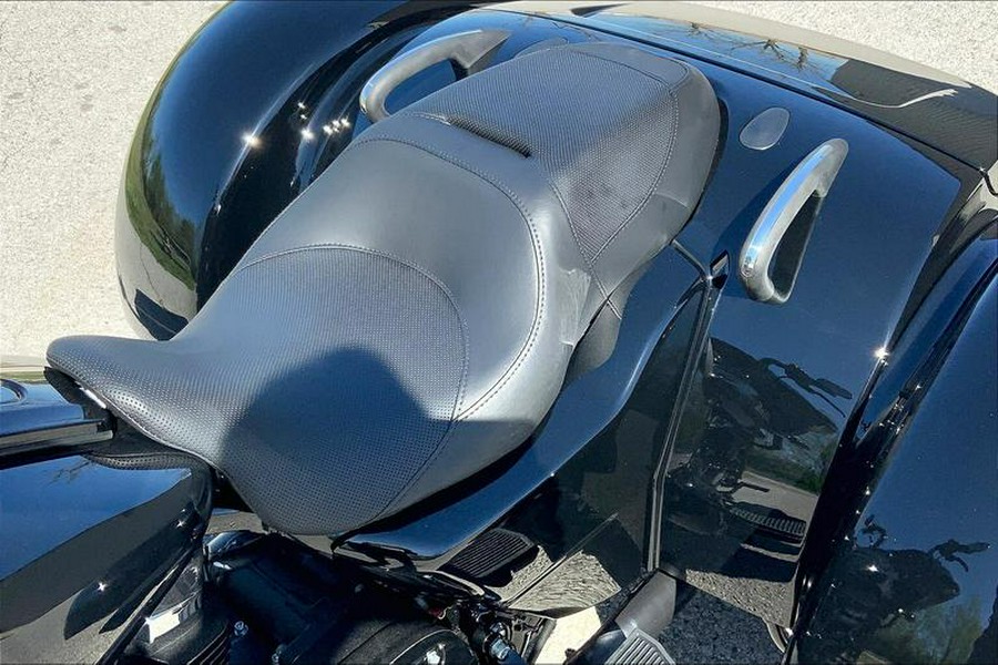 2024 Harley-Davidson® FLTRT - Road Glide® 3