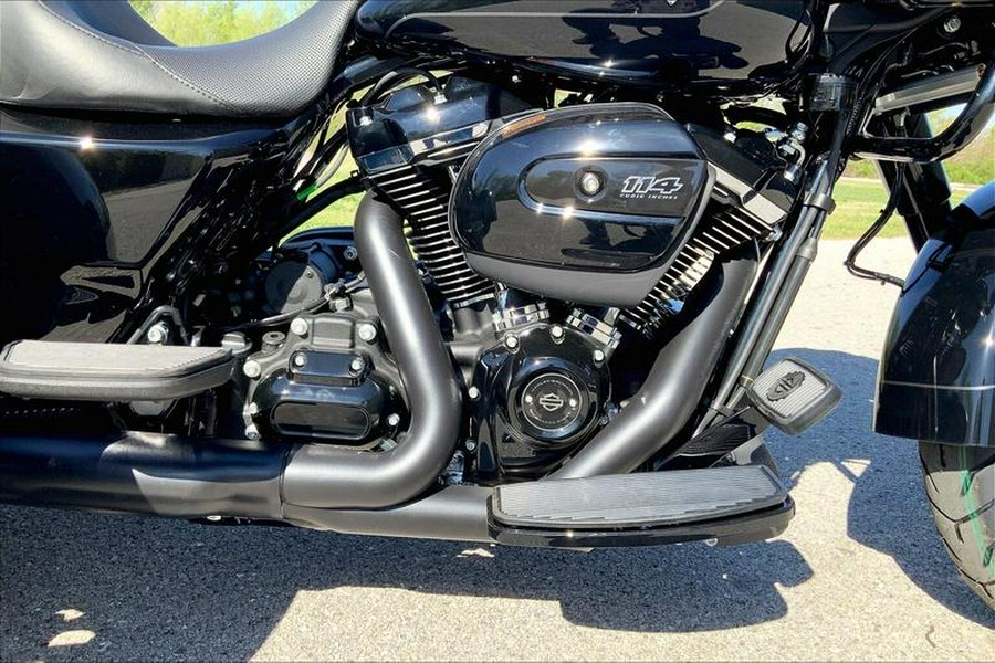 2024 Harley-Davidson® FLTRT - Road Glide® 3