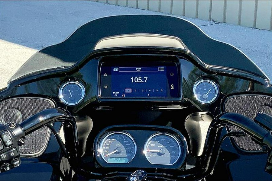 2024 Harley-Davidson® FLTRT - Road Glide® 3