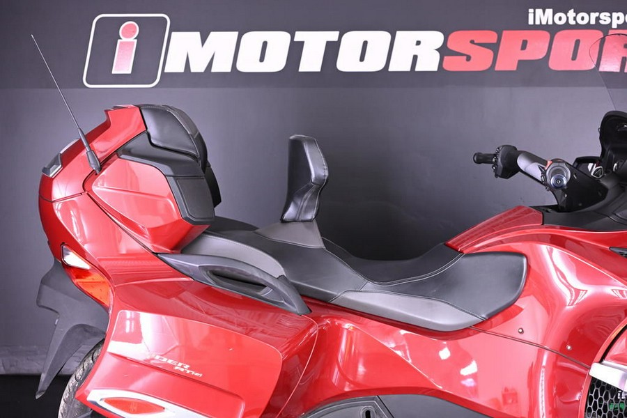 2016 Can-Am® Spyder® RT-S 6-Speed Semi-Automatic (SE6)