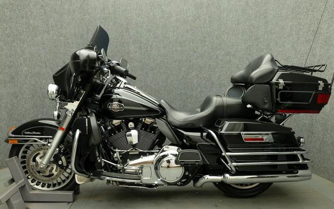 2011 HARLEY DAVIDSON FLHTCU ELECTRA GLIDE ULTRA CLASSIC