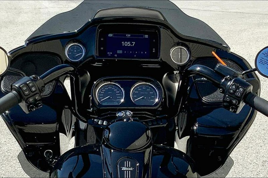 2024 Harley-Davidson® FLTRT - Road Glide® 3