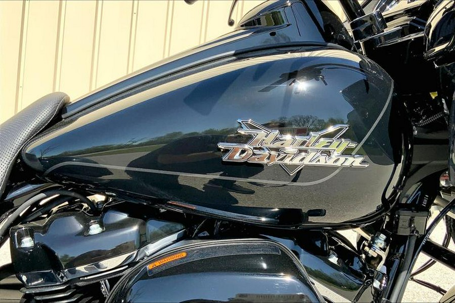 2024 Harley-Davidson® FLTRT - Road Glide® 3