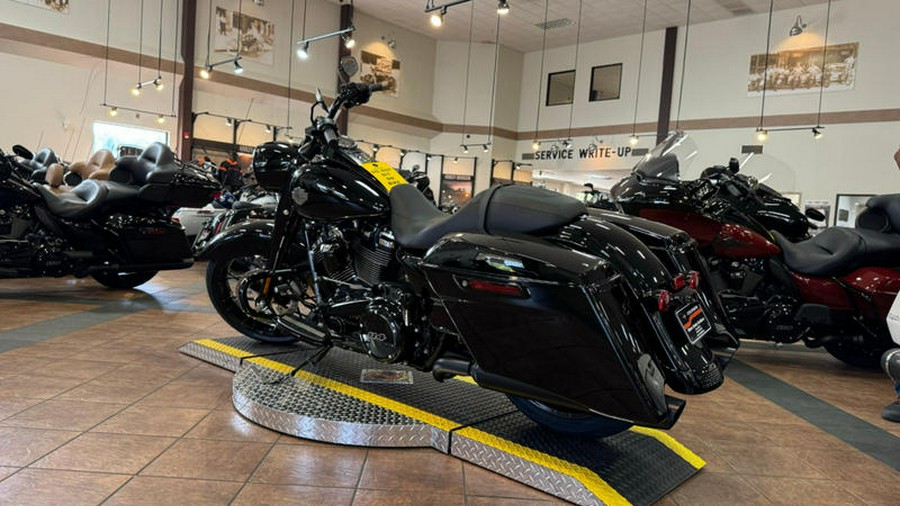 2024 Harley-Davidson® FLHRXS - Road King® Special