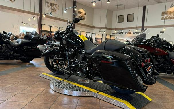 2024 Harley-Davidson® FLHRXS - Road King® Special