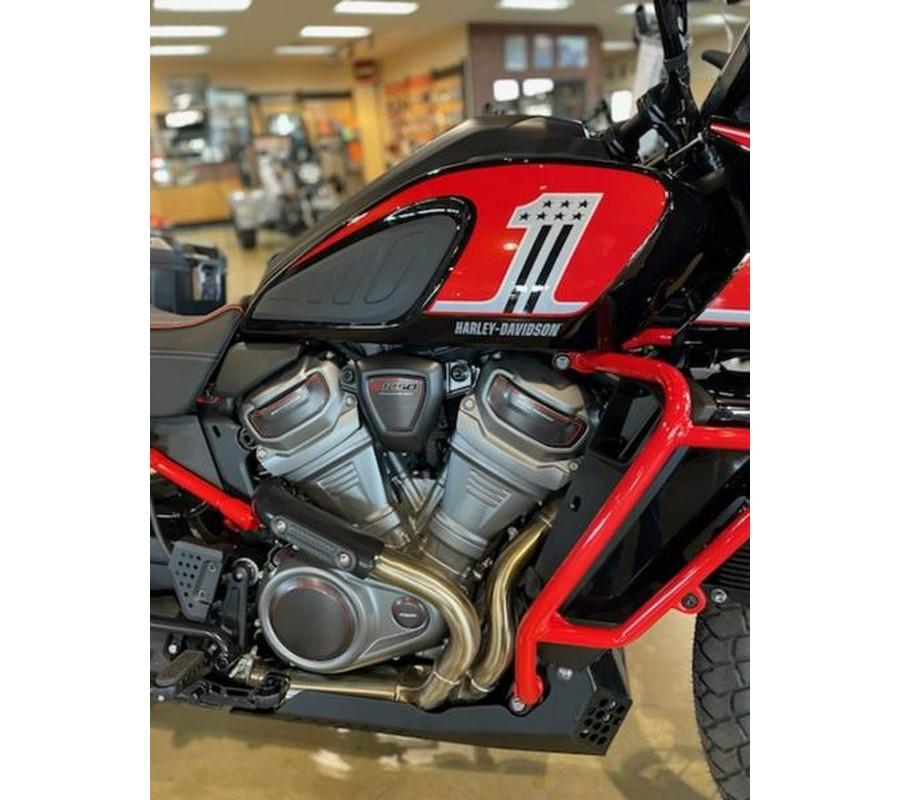 2024 Harley-Davidson® RA1250SE - CVO™ Pan America®