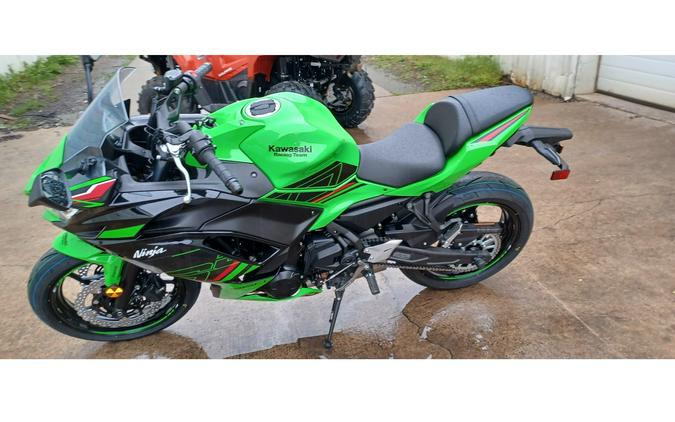 2024 Kawasaki NINJA 650 ABS KRT EDITION