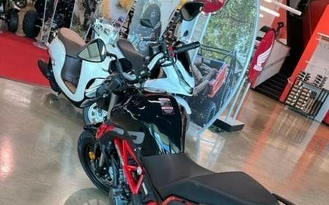 2022 BENELLI 302S