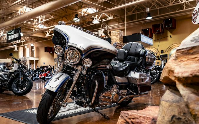 2009 Harley-Davidson CVO Ultra Classic Electra Glide