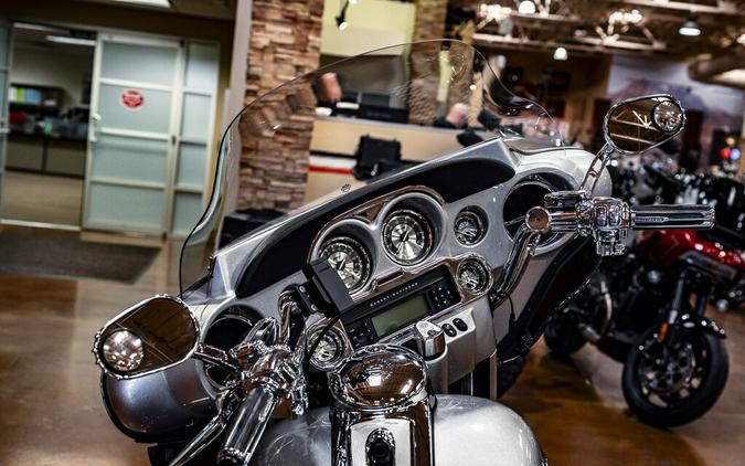 2009 Harley-Davidson CVO Ultra Classic Electra Glide