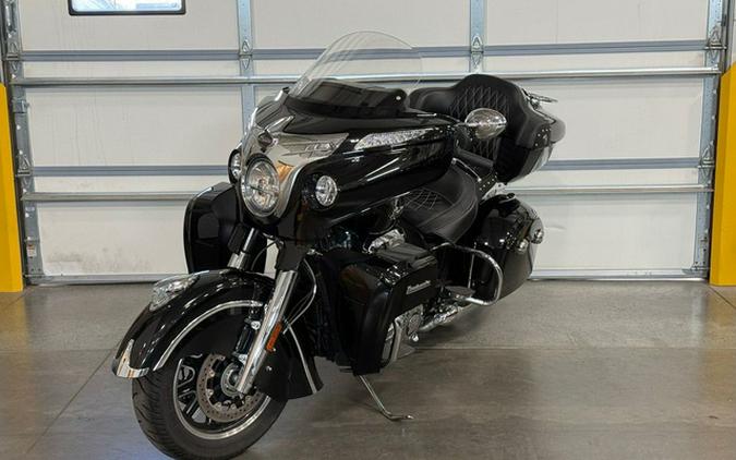 2019 Indian Roadmaster Thunder Black