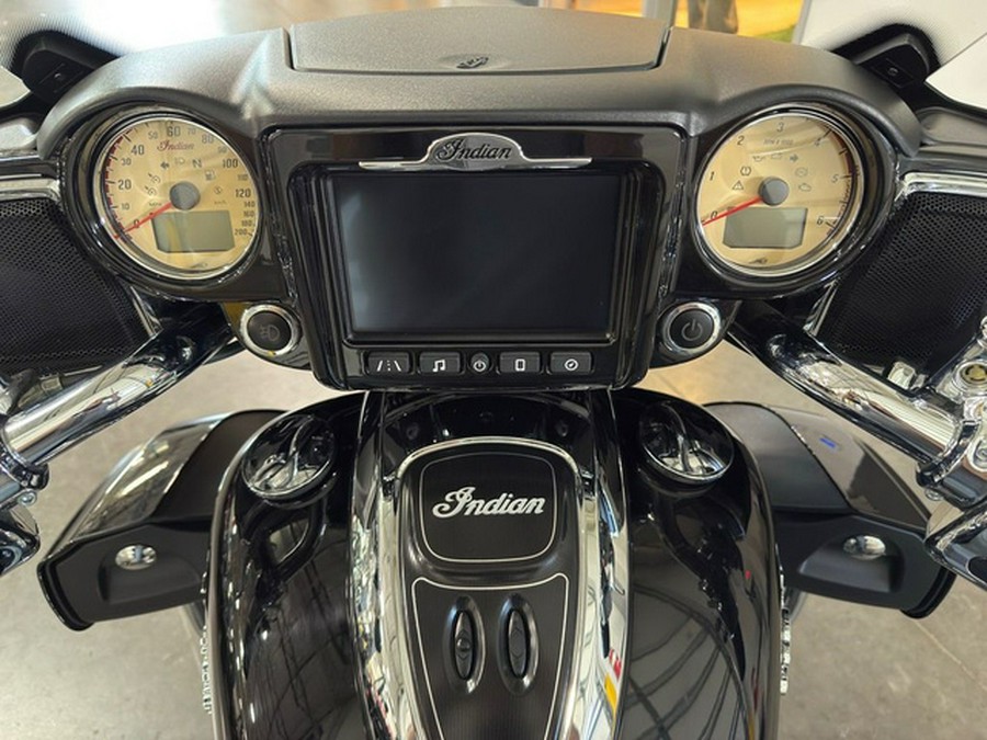 2019 Indian Roadmaster Thunder Black