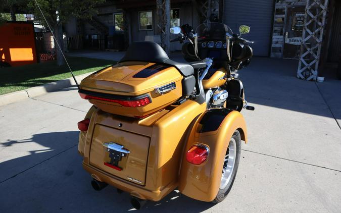 2023 Harley-Davidson Tri Glide Ultra FLHTCUTG