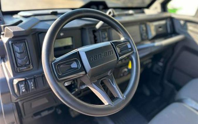 2026 Can-Am Defender MAX XT CAB HD11