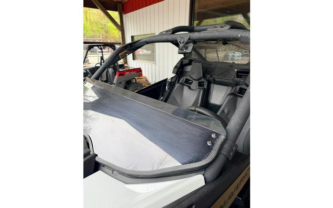 2023 SSV MAV DS 64 TURB CGY 23 - Can-Am