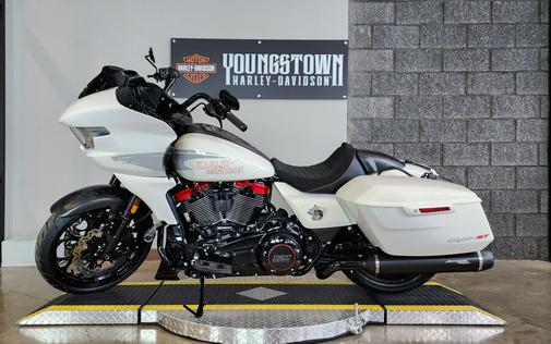 2024 Harley-Davidson® CVO™ Road Glide® ST FLTRXSTSE
