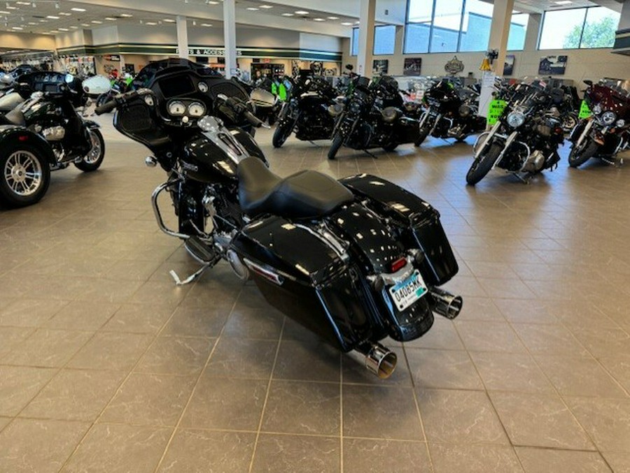 2021 Harley-Davidson Road Glide FLTRX