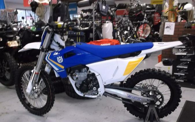 2025 Husqvarna® FC 350 Heritage