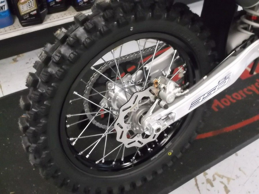 2025 Husqvarna® FC 350 Heritage