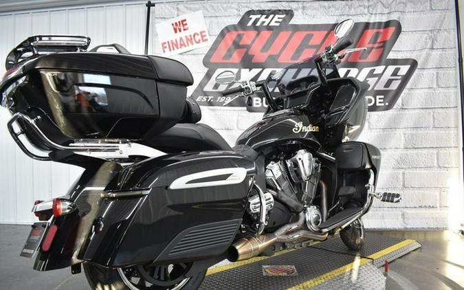 2022 Indian Pursuit Limited Black Metallic