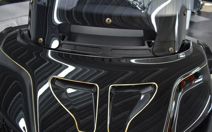 2022 Indian Pursuit Limited Black Metallic