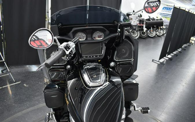 2022 Indian Pursuit Limited Black Metallic