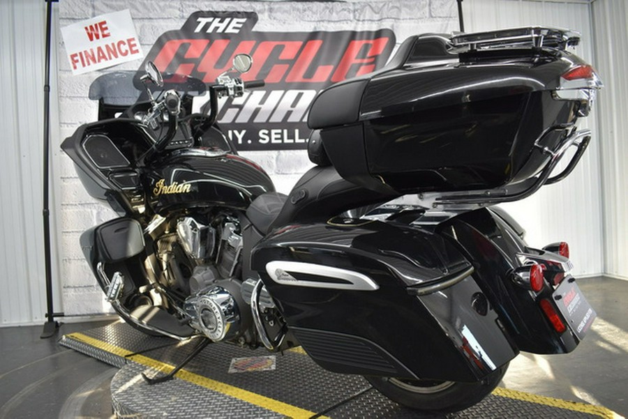 2022 Indian Pursuit Limited Black Metallic