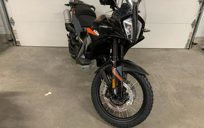 2023 KTM 890 Adventure